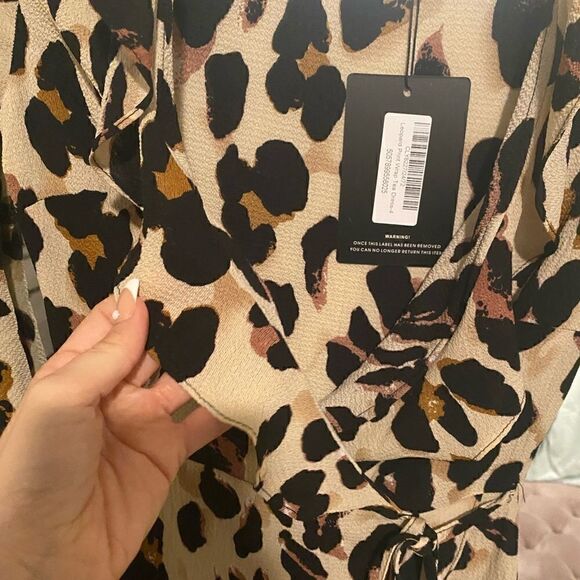 [prettylittlething] BNWT leopard print wrap tea dress #1 - Picture 5 of 13
